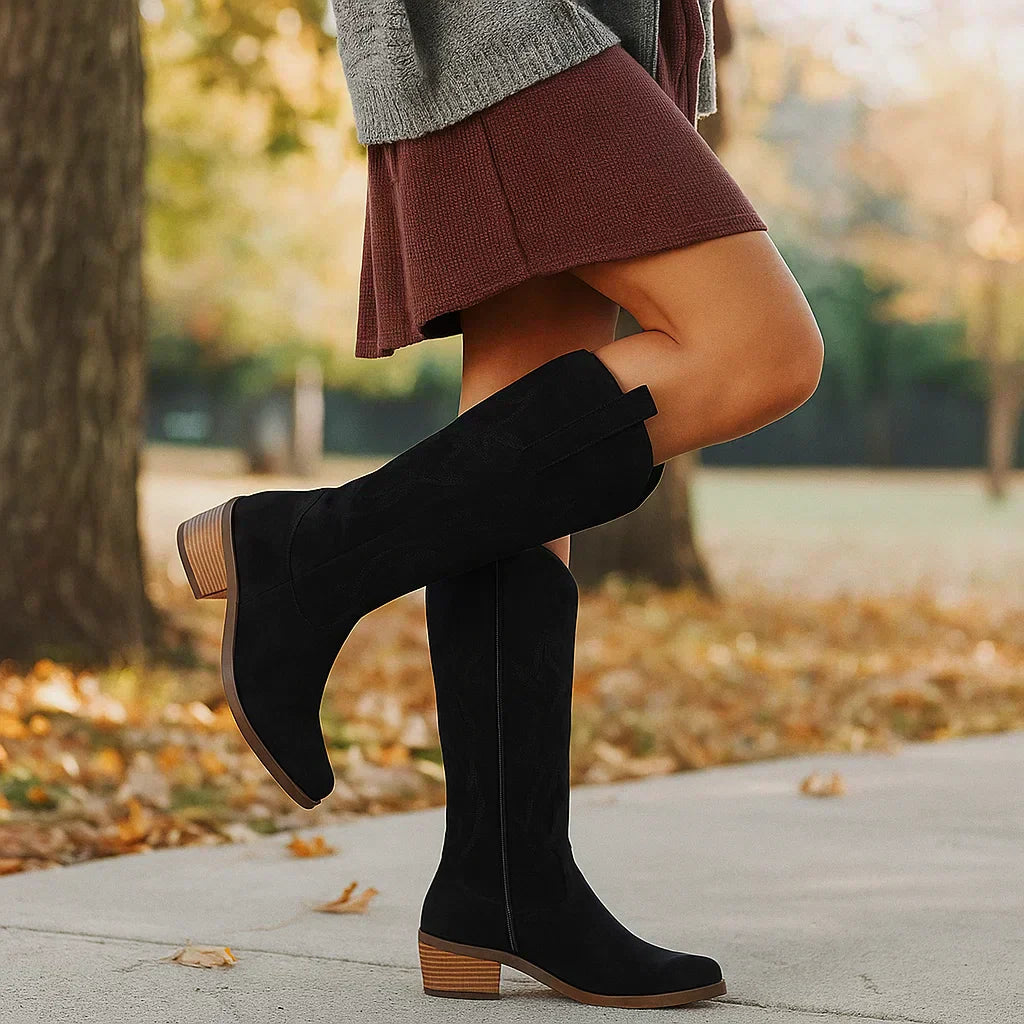 Hohe Damenstiefel im Cowboy-Stil mit breitem Absatz - Stilla