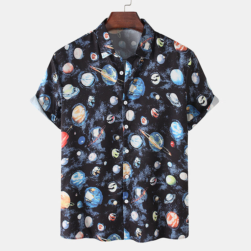 Gepunktetes Herren Kurzarm Hemd im Retro Look