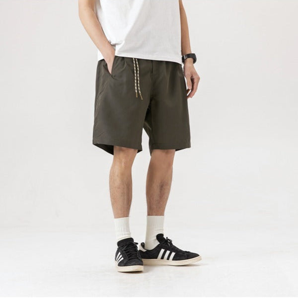 Herren-Shorts mit minimalistischem Design im lässigen geraden Stil - Damien