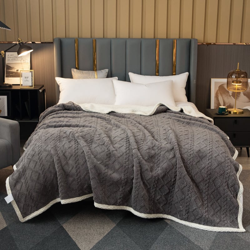 Doppellagige Wärmedecke mit weichem Woll-Effekt