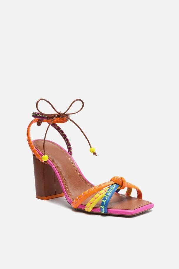 Ciara - Hochhackige Sandalen mit geknotetem Riemen