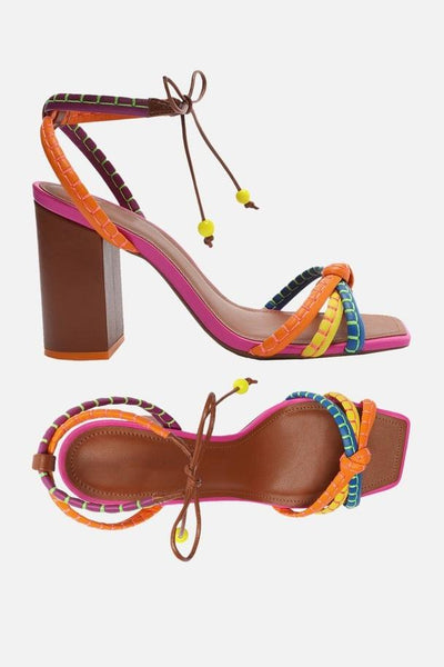 Ciara - Hochhackige Sandalen mit geknotetem Riemen