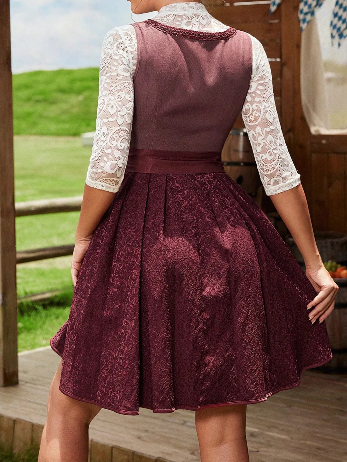 Damen Modernes Oktoberfest Dirndl Kleid - Roswitha