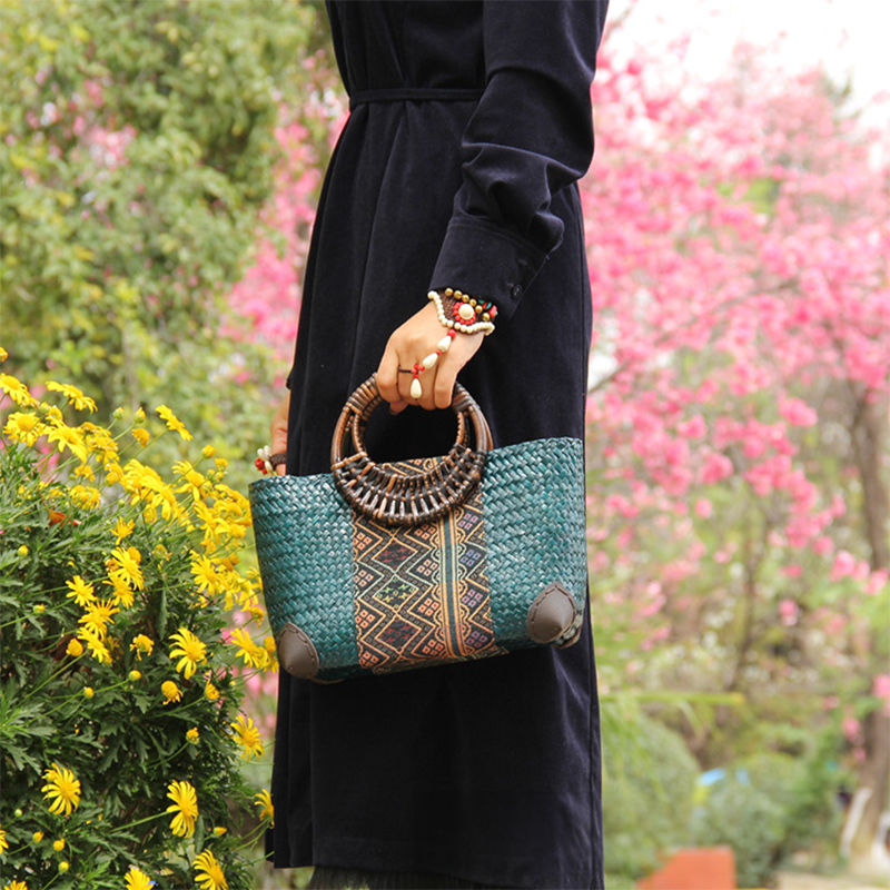 Bohemian Woven Delight Handtasche