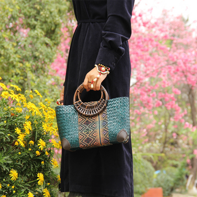 Bohemian Woven Delight Handtasche
