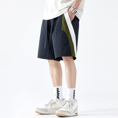 Shorts für Männer mit kontrastierenden Einsätzen im Sportstil - Damien