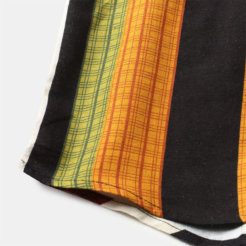 Gestreiftes Herren Kurzarm Hemd im Retro Look