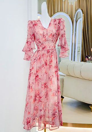 Emmas - Elegantes bedrucktes Pfirsichblütenkleid