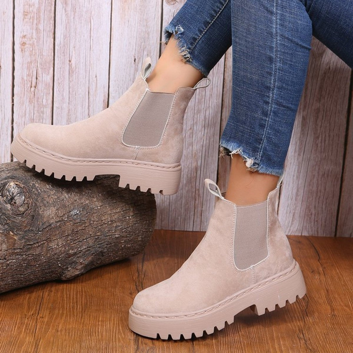 Elastische Damenstiefel im Chelsea-Stil mit seitlichem Plateau - Maren