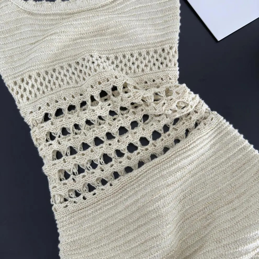 Tailliertes durchbrochenes Midikleid aus Strick - Danira
