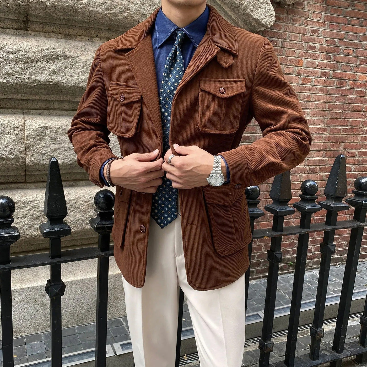 Cord-Herrenblazer mit praktischen Taschen im klassischen Schnitt - Dino