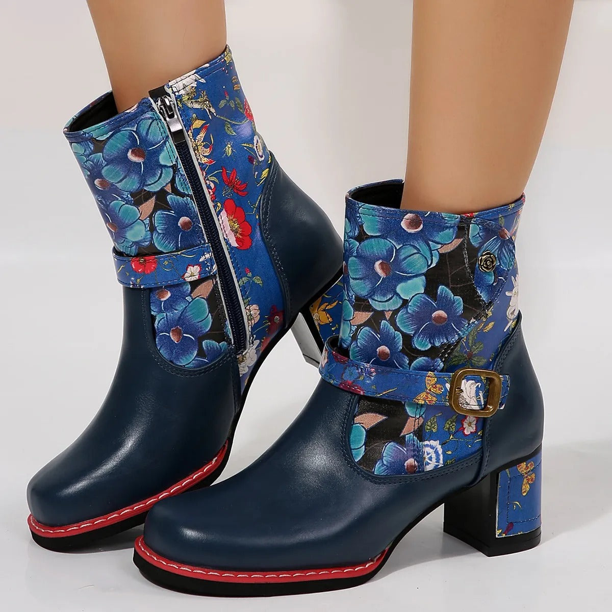 Damenstiefelette mit mittlerem Absatz und Blumenmuster - Olivia