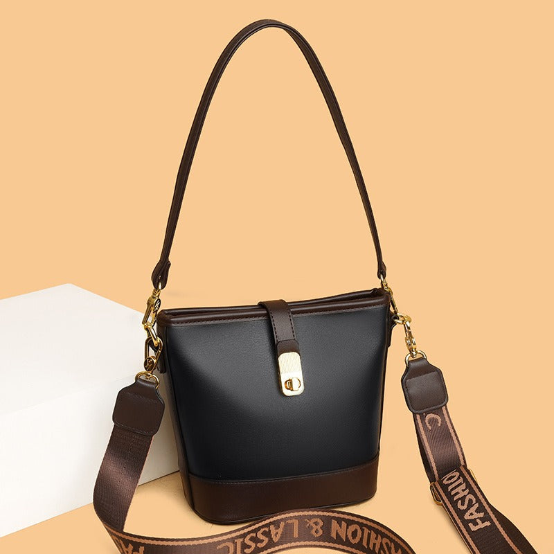 Damen-Umhängetasche aus Leder mit strukturiertem Eimer-Design - Mireia