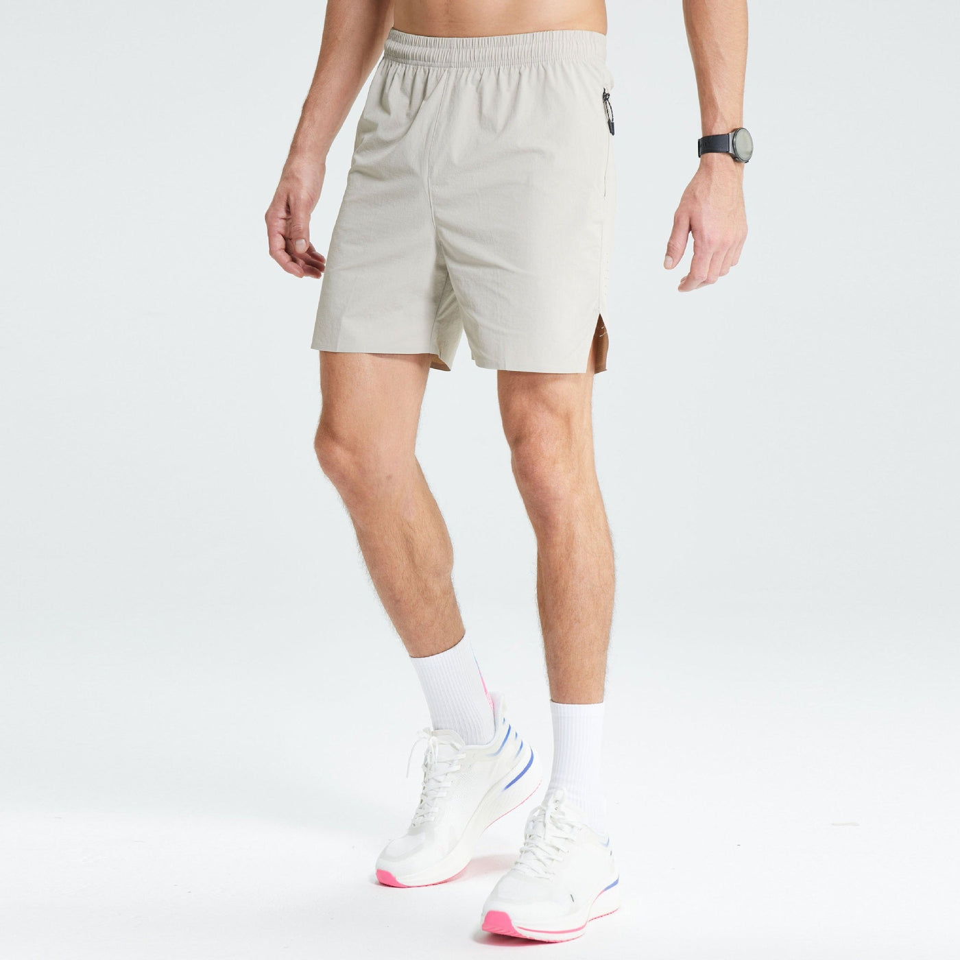 Leichte, funktionell geschnittene Sportshorts für Männer - Romain