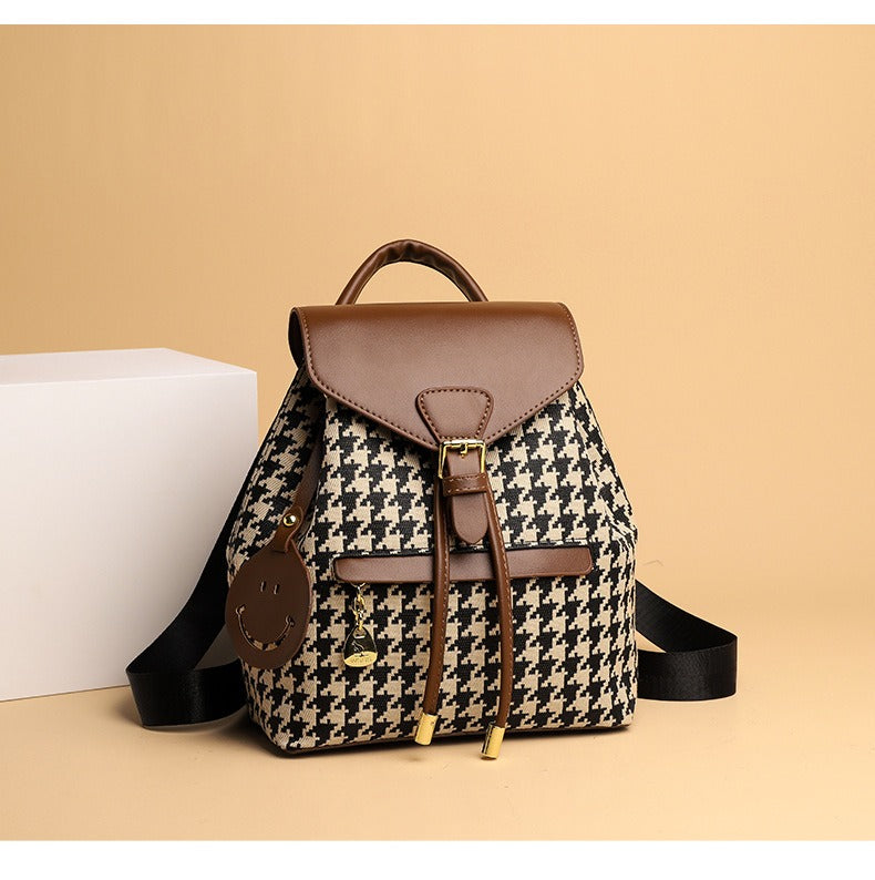 Zweifarbiger Rucksack aus geflochtenem Kunstleder - Clarys