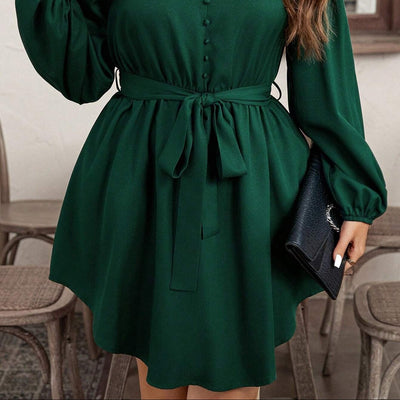Kurzes Kleid mit Schleife in der Taille - Narella