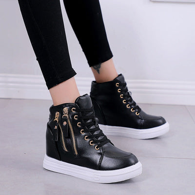 Turnschuhe mit interner Plattform - Nevia