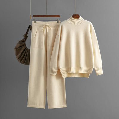 Minimalistisches Rollkragenset für Damen aus weichem Strick - Amélie