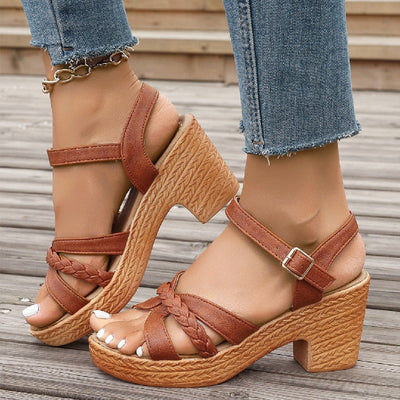 Sandalen mit mittlerem Absatz und Borte - Aveline