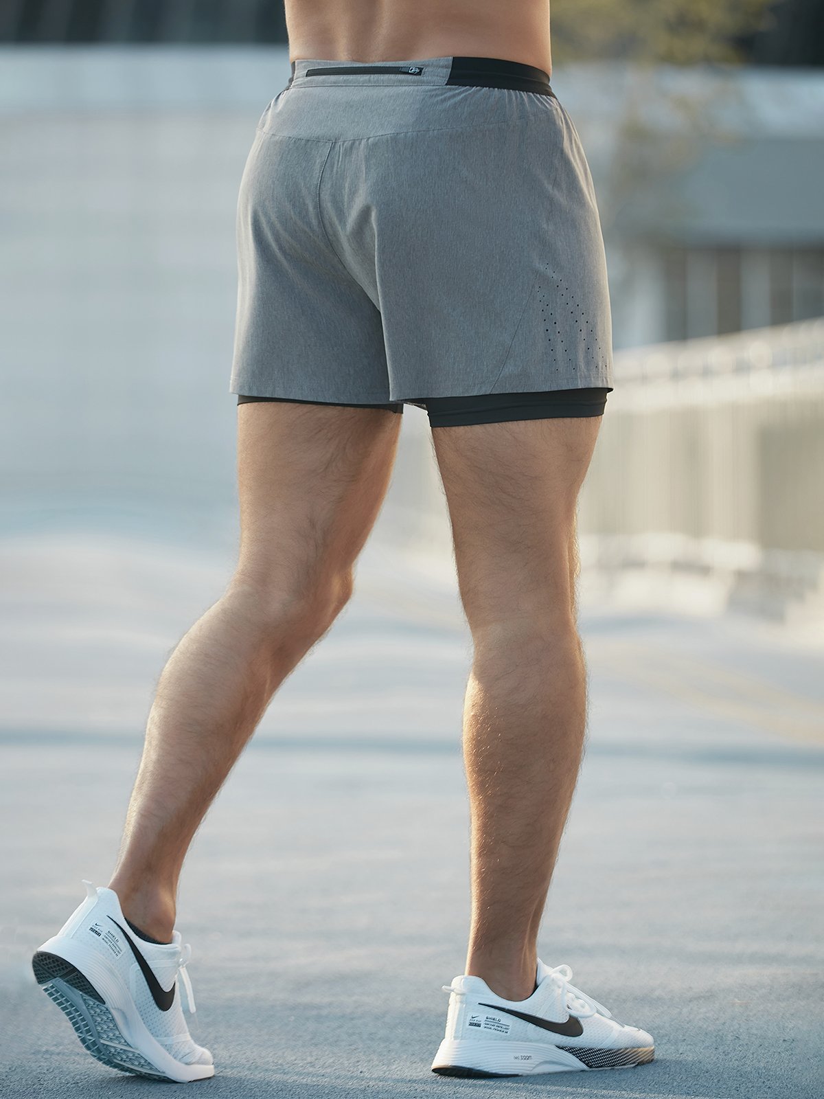 Shorts Base 2 in 1 Gefüttert