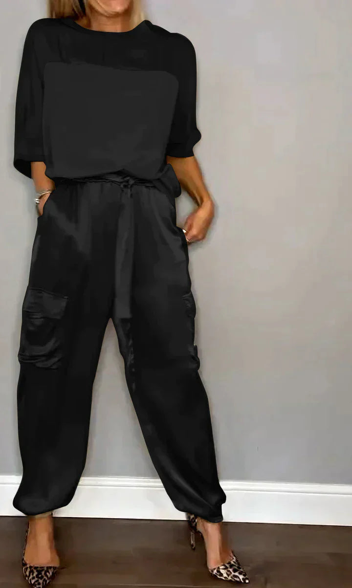 Yana - Zweiteiliger Anzug aus glattem Satin mit halblangem Oberteil und Hose für Damen
