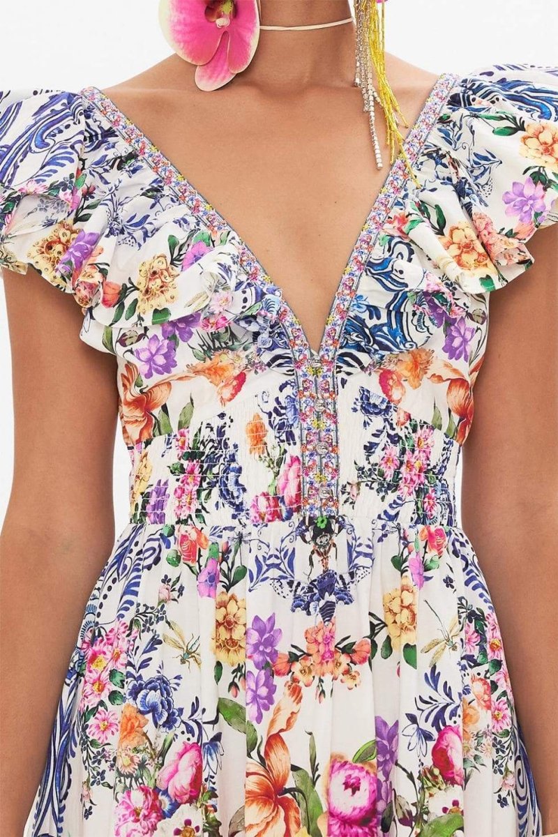 Juni - Maxikleid mit Blumenmuster und Rüschen