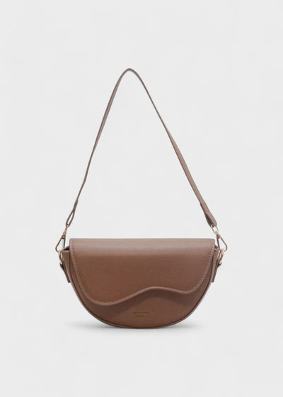 Halbmondtasche im minimalistischen Stil - Malibu
