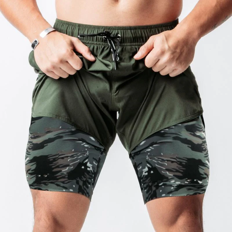 Peak Performance 2-in-1-Kompressions-Shorts