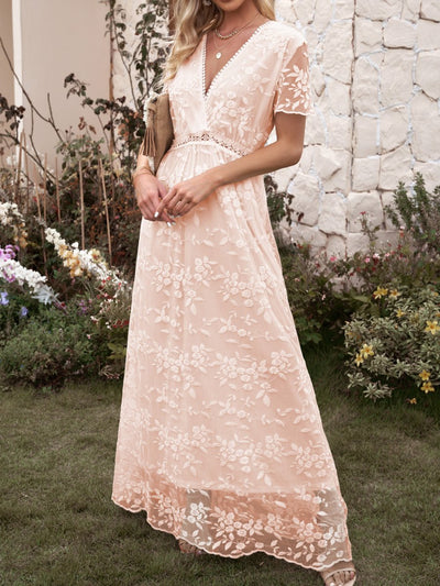 Lora - Elegantes weißes Maxikleid aus Spitze