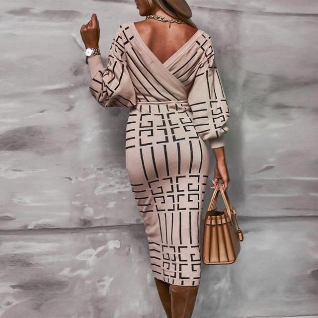 Lucie - Eng anliegendes Abendkleid im Slim Fit Schnitt