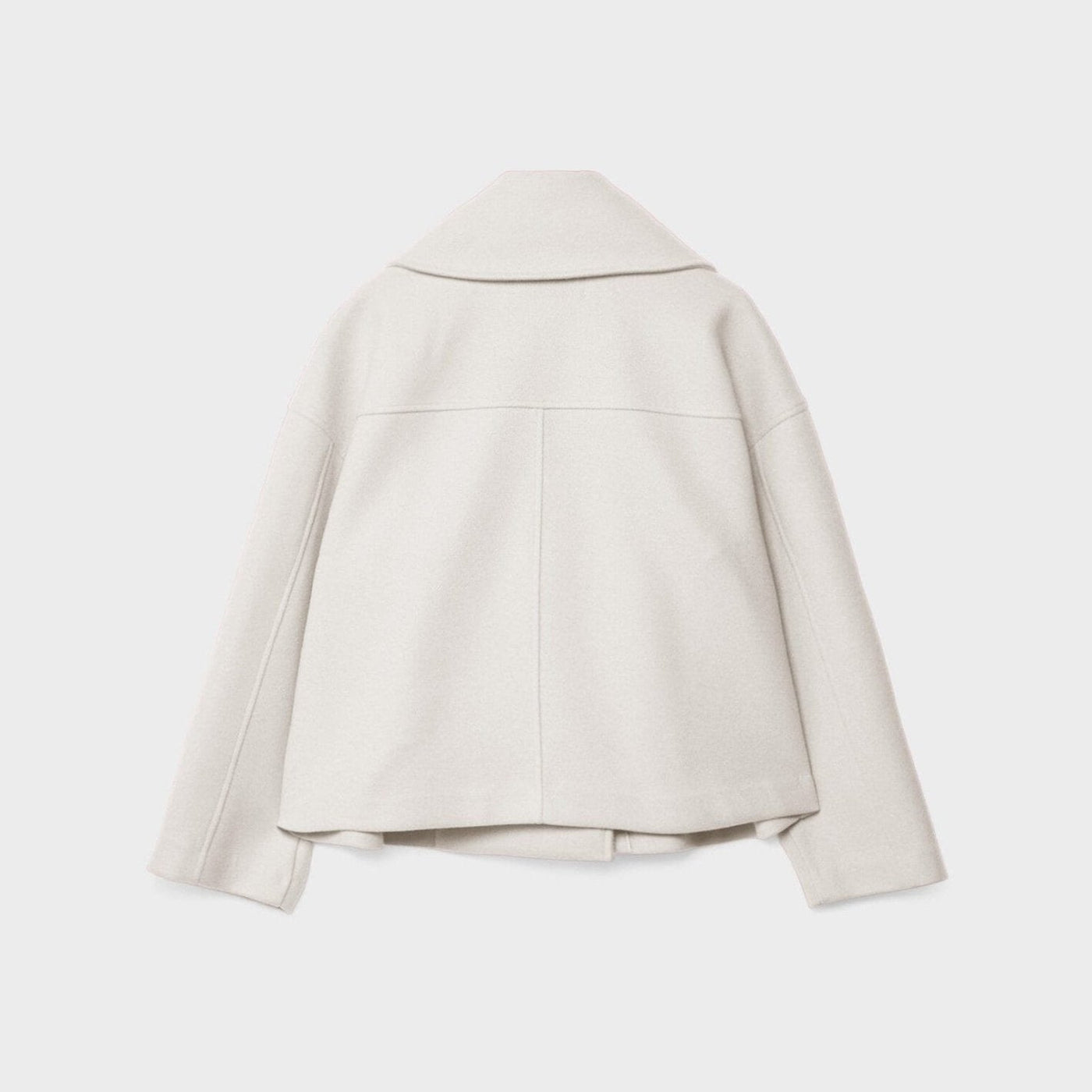 Kurze Damen-Wolljacke mit doppelreihigen Knöpfen - Heidi