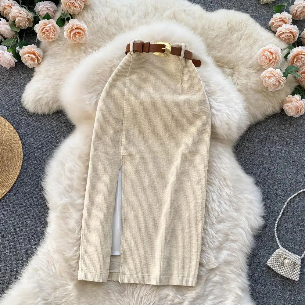 Cordrock mit Seitenschlitz und hoher Taille, elegant und raffiniert - Arabella