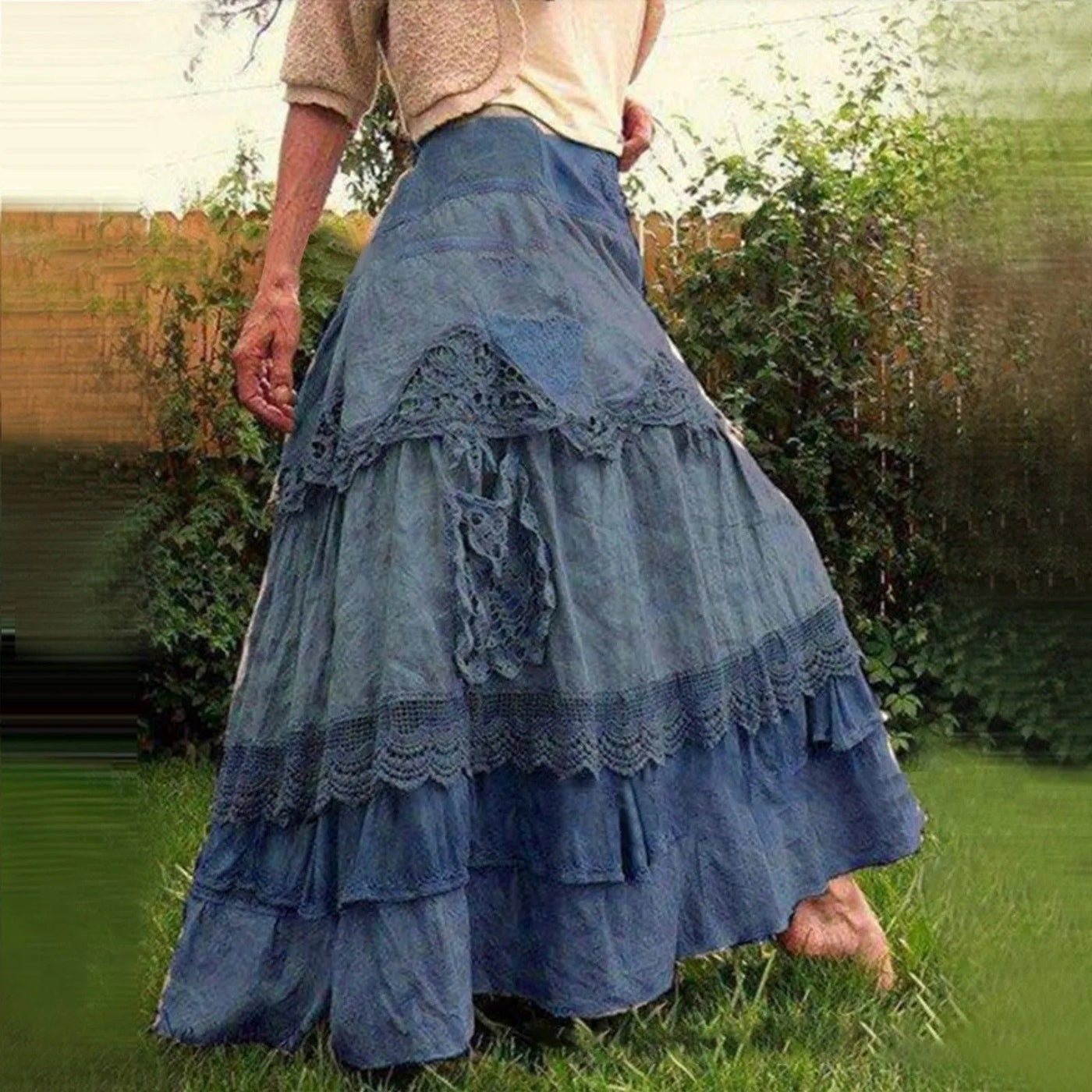 Lagen-Spitzenrock im Boho-Stil, romantisch und leicht - Ebba