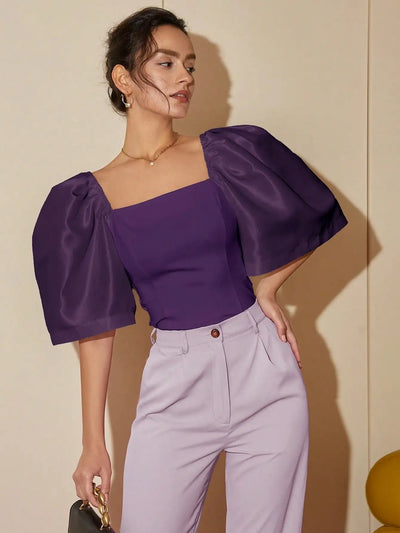 Johanna - Elegantes Top mit Laternenärmeln und quadratischem Kragen