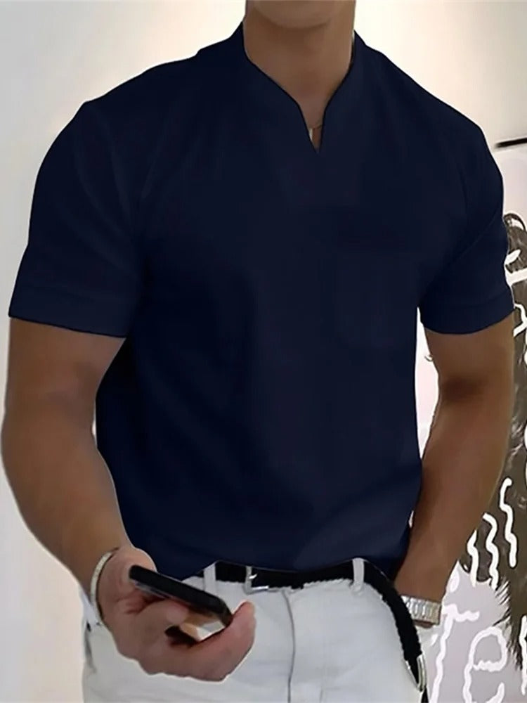 Enges Fitness-T-Shirt mit V-Ausschnitt für Männer